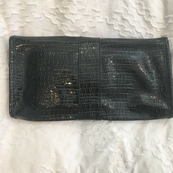 Samantha Thavasa Embossed leather clutch black - Picture 3 of 9